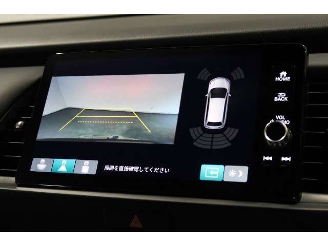 ◆◆バックカメラの画像です。車庫入れの安心感がアップしますね☆