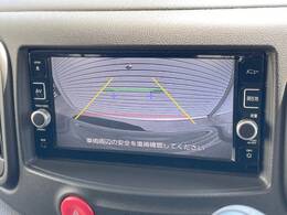 【バックカメラ】駐車時に後方がリアルタイム映像で確認できます。大型商業施設や立体駐車場での駐車時や、夜間のバック時に大活躍！運転スキルに関わらず、今や必須となった装備のひとつです！