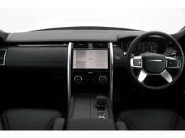 直線を基調としたシンプルなデザインのため、実用性やデザインセンスの良さが感じられる空間を演出します。