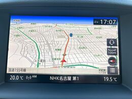 【メーカー純正ナビ】インテリアに溶け込むスタイリッシュな「専用設計」メーカーナビを装備♪視認性や操作性など基本性能にも優れ、より上質なカーライフをお楽しみいただけます。