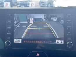 【バックモニター】後ろのカメラの映像がモニターに映し出されるので、後方の見えない死角や、障害物との距離感などもしっかり安全確認することができます！