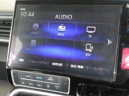 ナビゲーションはギャザズ10インチメモリーナビ（VXU-197SWi）を装着しております。AM、FM、CD、DVD再生、Bluetooth、音楽録音再生、フルセグTVがご使用いただけます。