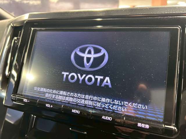 【純正SDナビ】フルセグTVの視聴も可能☆高性能＆多機能ナビでドライブも快適ですよ☆