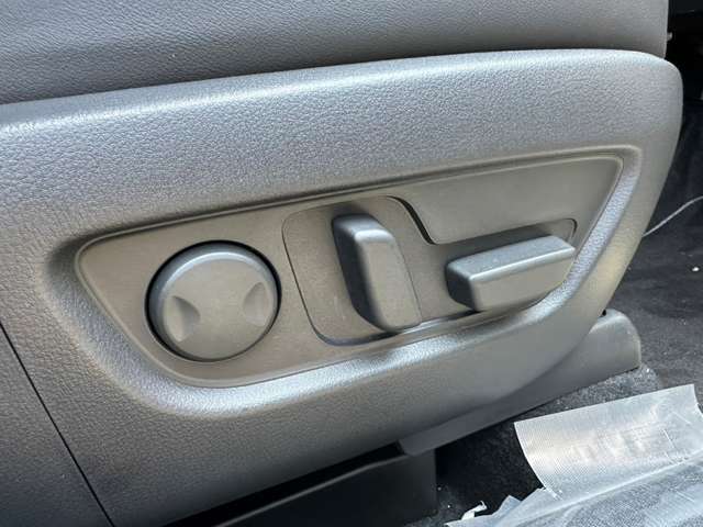 電動シート操作部