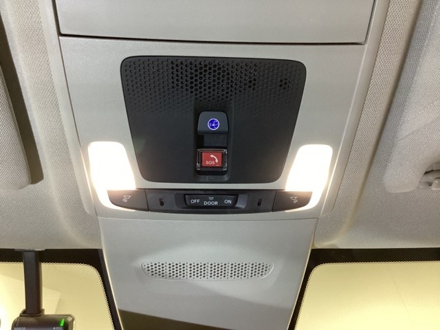 Honda CONNECT搭載車です。「Honda Total Care プレミアム」に加入頂くと、「緊急サポートセンター」や「Honda ALSOK駆けつけサービス」などのサービスが受けられます。