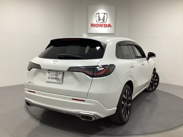 Honda認定中古車 U-Selectは3つの安心をお約束します。　1　Hondaのプロが整備した安心。 2　第三者機関がチェックした安心。　3　購入後もHondaが保証する安心。