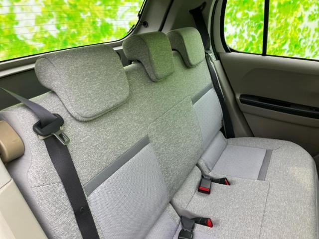WECARSでは各商談席に大型モニターをご用意しております！見やすい大画面でゆったりと全国の在庫をご覧いただけます！是非ご来店お待ちしております！