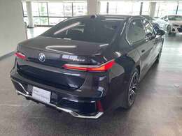 ●BMWプレミアムセレクション中川店は弊社にて使用致しておりましたデモカー（試乗車）やレンタカー使用車など厳選した品揃をいたしております。