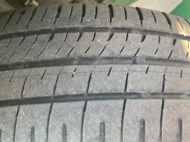 タイヤ溝もまだ問題ありませんので、安心してお乗り頂けます♪