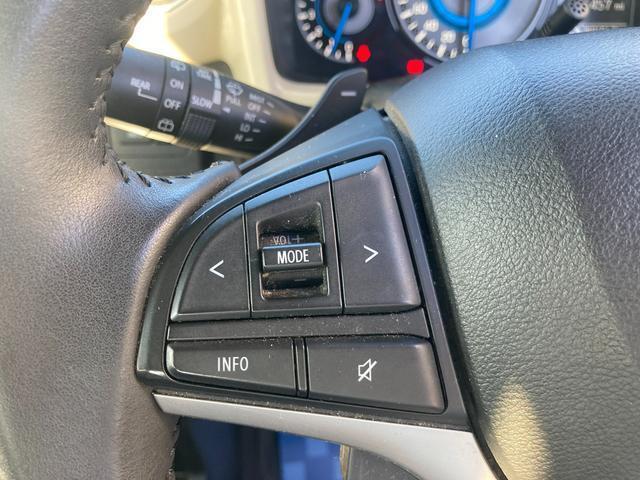 【ステアリングオーディオスイッチ】ナビゲーション等の操作もハンドルを握ったまま出来て便利です★