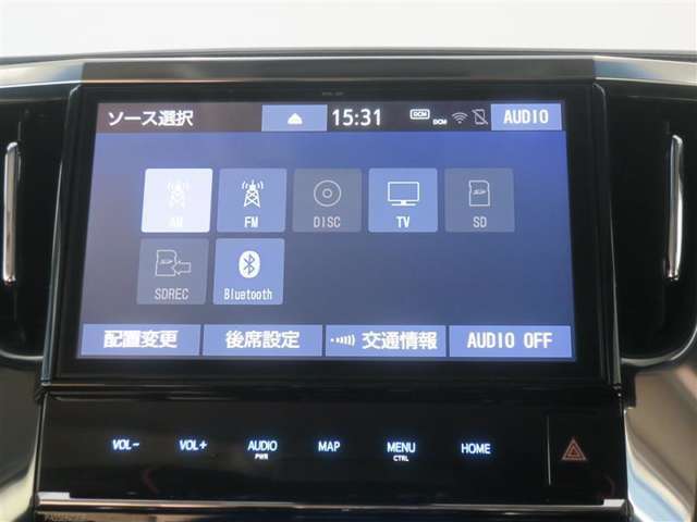 AM/FMラジオ　CD/DVD再生　フルセグTV　Bluetoothオーディオ　SDオーディオ