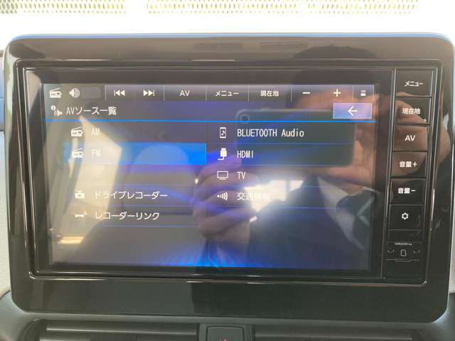 カーナビでテレビの視聴やBluetooth音楽再生も出来ます！