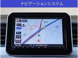 【ナビ】純正8型SDナビが付いています。CD録音やDVD再生、Bluetoothオーディオ、フルセグTV、USBなどの音楽機能がご利用頂けます。