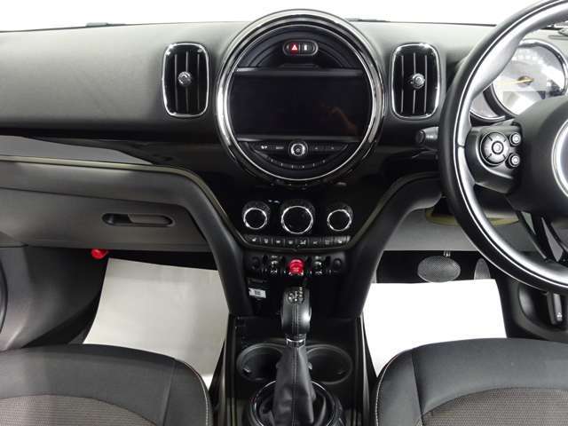 ●展示車両は他メディアにも掲載しているため、ご来店の際は事前にお問合せいただけると幸いです。