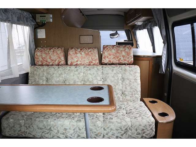 乗車定員8名・就寝3名＋子供1名★