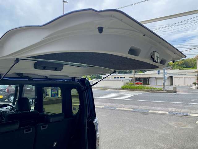 ワンオーナー☆純正9インチディスプレイ☆バックカメラ☆両側パワースライドドア☆ハーフレザーシート☆前席シートヒーター☆LEDオートライト☆スマートキー☆ETC☆ドラレコ☆ステアリモコン☆AW☆試乗OK