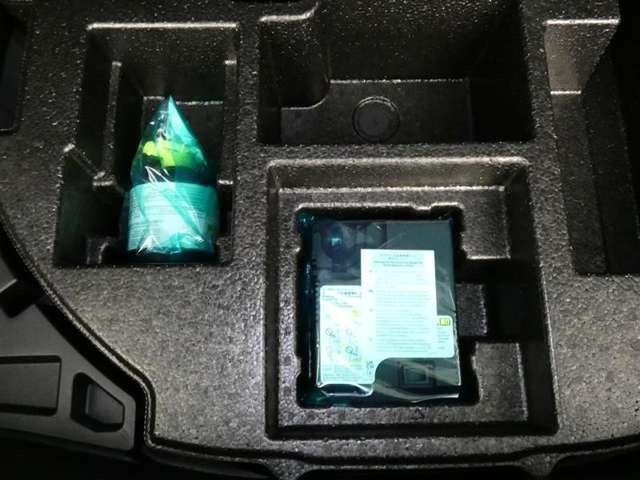 【パンク修理キット】パンク修理キットが付属します。※応急用タイヤは付属しておりません。※損傷の状態によっては修理できない場合があります。