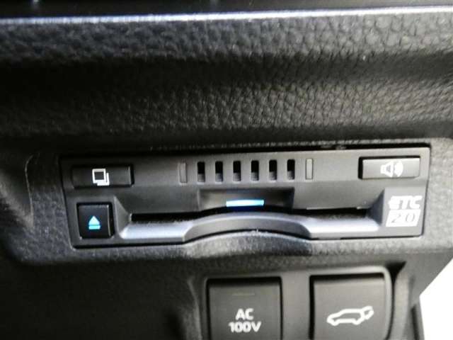 【ETC車載器】高速道路をノンストップ♪ETC車載機装着済です！もう、ドライブには、欠かせないパートナーですね。※別途、セットアップ費用を申し受けます。