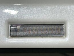 【モデリスタエアロ】人気のモデリスタエアロを装着！クルマの外観がよりスタイリッシュになり、街中で存在感あふれる1台に♪将来買い替える時にもリセールに影響しやすく、価値ある人気の装備です！