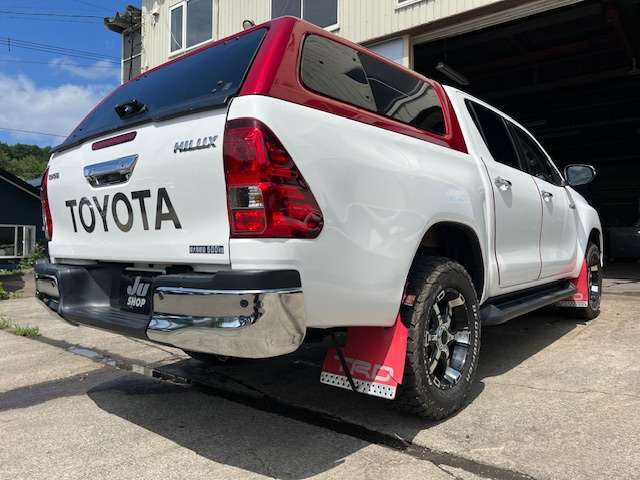 夏タイヤ、スタッドレスタイヤ共にホイール付タイヤセットが付属致します！