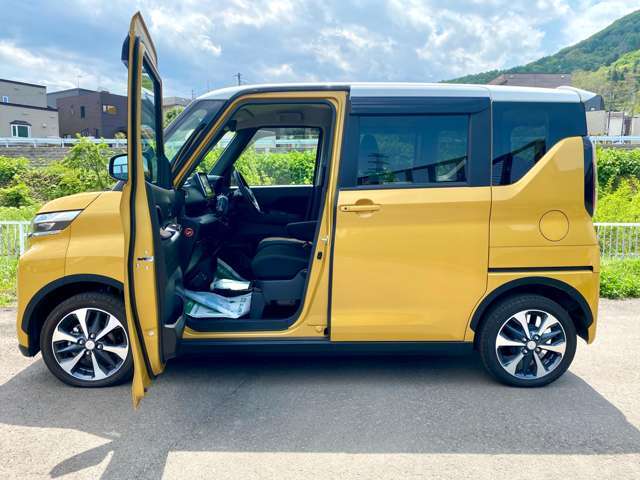 カーナビ・ETC・エンジンスターター・ドライブレコーダーなど、ご希望にお応えできるよう、オプション多数取り揃えております。おクルマのことなら何でもお任せください！