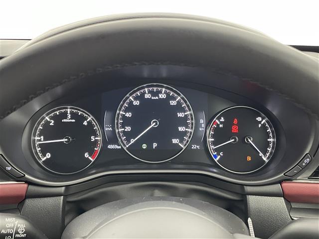 【スピードメーター】メーターがシンプルで見やすく運転しやすいですね！
