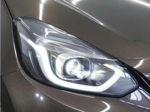◆LEDヘッドライト◆　LEDライトは、明るく視認性が良く、省エネで環境にもやさしいヘッドライトです！