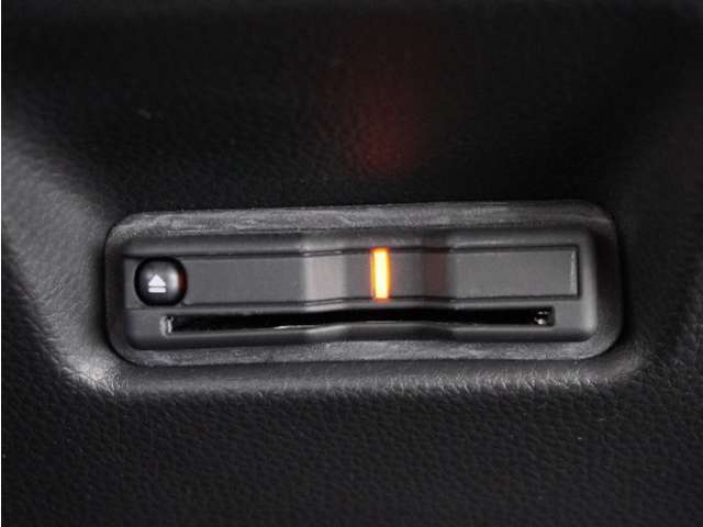 今や必需品の◆ETC車載器　装備車◆　有料道路を利用する際にスムースに通過でき、わずらわしい料金支払いから開放されます！