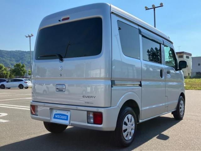 全国に店舗を展開しているのでどこでもお取り寄せが可能です！この車が気になるけど遠方だから・・・と諦める必要はありません！※別途陸送費が必要です。