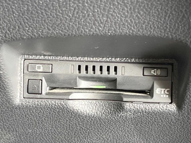 【ETC】高速道路の料金所をストレスなく通過！話題のスポットやサービスエリアに多い「スマートIC」利用時は必須のアイテムです。当店でセットアップを実施、ご納車当日からすぐにご利用いただけます！