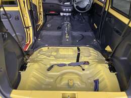 ※写真は別の車両。シート洗浄後のお渡しとなるため、ご成約後～納車まで2週間ほど頂いております