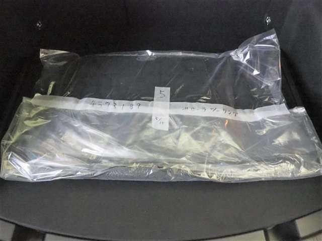 フロアマット搭載です。