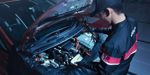 点検整備・オイル・エレメント！次回車検基本工賃パック化！愛車にも！お財布にもECO♪詳しくはURL→http：//www.nissan.co.jp/SERVICE/MAINTEPRO/＃sec01