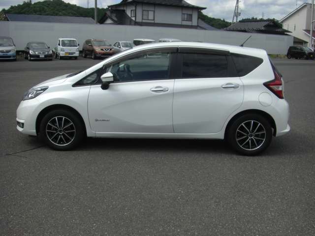 日産ワイド保証12ヶ月・走行距離無制限の保証が無料で付くので安心です！