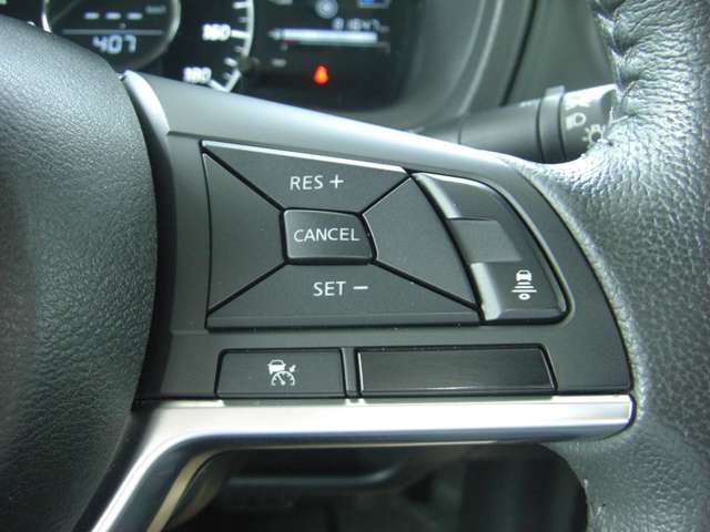 ボタンを押してスピード設定するだけで、高速道路も楽々オートクルーズコントロール★