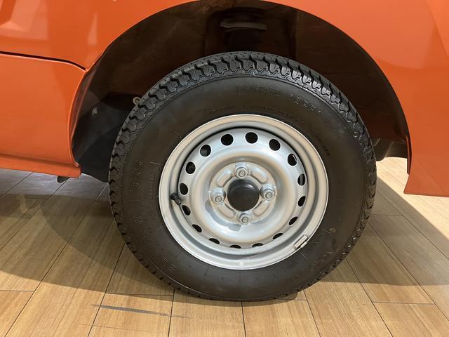 納車前には法定12カ月点検＋エンジオイル/オイルエレメント/ワイパ-ゴム/バッテリ-を交換いたします！