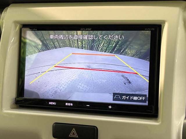 【バックカメラ】駐車時に後方がリアルタイム映像で確認できます。大型商業施設や立体駐車場での駐車時や、夜間のバック時に大活躍！運転スキルに関わらず、今や必須となった装備のひとつです！