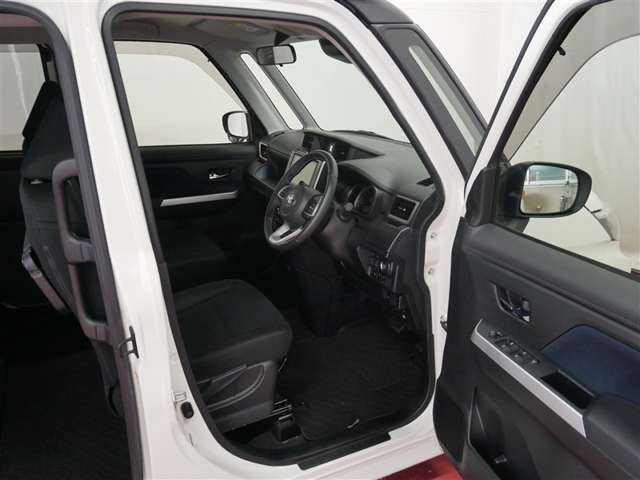 ファブリックで包み込んだベーシックなシートです。通気性が良くて蒸れにくい上に、保温性も高いので冬場でも冷えを感じにくいです♪