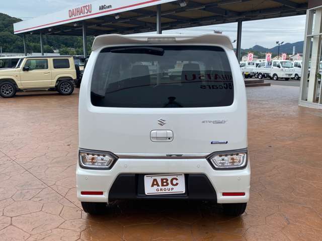 当社はメーカー指定ディーラーです。DAIHATSU：ダイハツ正規スーパーピットディーラー　SUZUKI：スズキ正規副代理店