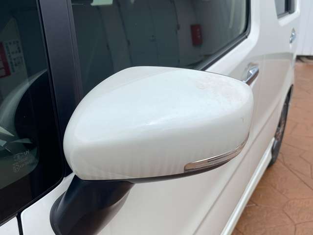 当社自慢のお車です。まずは写真をご覧になってください。