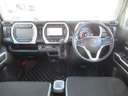 ご納車後も安心なプレミア保証をご提案いたします。ナビや電装品、エアコンなども含めた600項目の充実した保証内容と安心のロードサービス付帯でサポートいたします。詳細はお尋ねください。