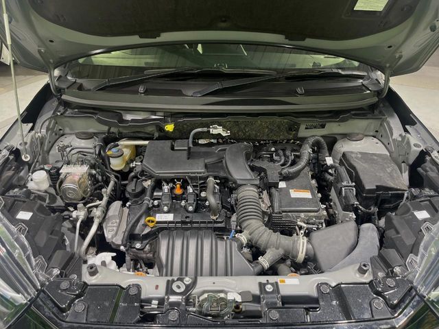 親切・丁寧な専門メカニックスタッフが応対！・車検・点検整備・事故等の修理などアフターサービスも安心。お車のカスタマイズもネクステージのサービススタッフまでご相談ください！