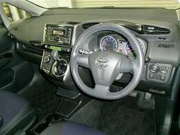 シンプルで使いやすいインパネ周り！