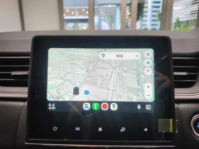カープレイ経由でナビ更新は不要です。