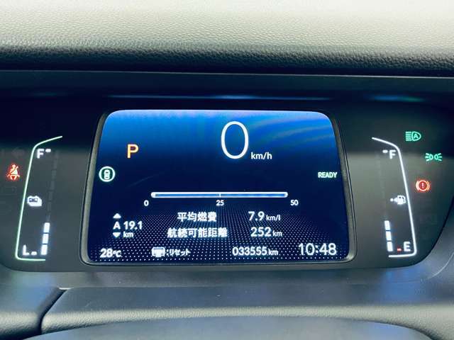 「メーター」視認性の良いメーター類です。入庫時の走行距離を表示しています。