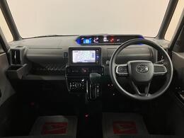 インパネ全体！！視界も良好で運転し易い♪小回りが利くから、運転が苦手でも狭い路地や駐車場でも運転しやすいですよ◎