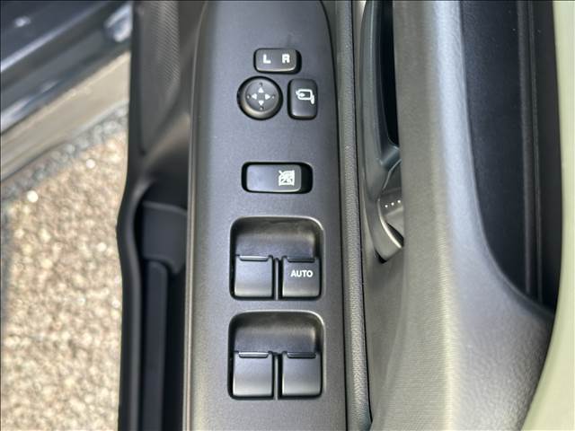 豊富な各メーカー車を取り揃えております！軽自動車探しはぜひ軽ステにご相談ください！弊社のスタッフがお客様にあった車をご提案させていただきます！