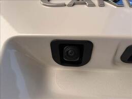 バックカメラも付いています！これで駐車も楽々です！