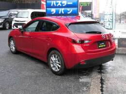 こちらのアクセラはオークション評価5点中4点評価がついている状態の良い車両になります＾＾定休日無しで営業しておりますので、お気軽にお立ち寄り下さい＾＾