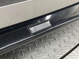 【モデリスタエアロ】人気のモデリスタエアロを装着！クルマの外観がよりスタイリッシュになり、街中で存在感あふれる1台に♪将来買い替える時にもリセールに影響しやすく、価値ある人気の装備です！
